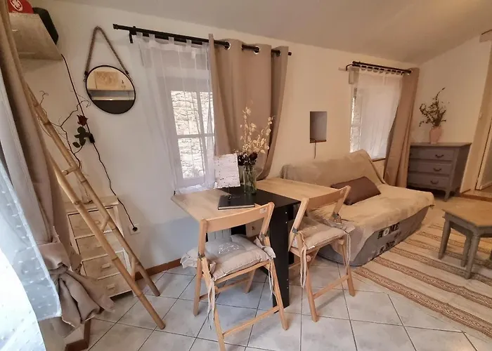 Les Reves D'eden Dans Mas Cevenol -spa Privatif 3* Carnoules (Gard)